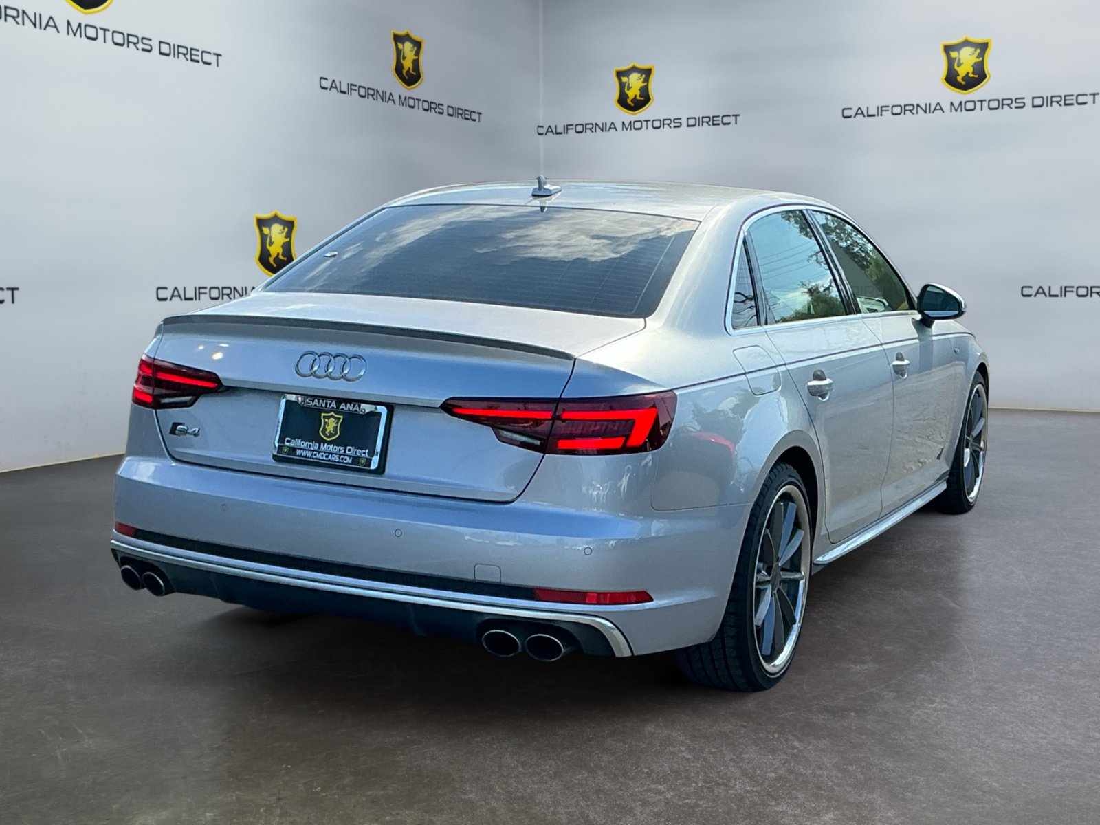 Used 2018 Audi S4 Premium Plus w/ Navigation Package image 5