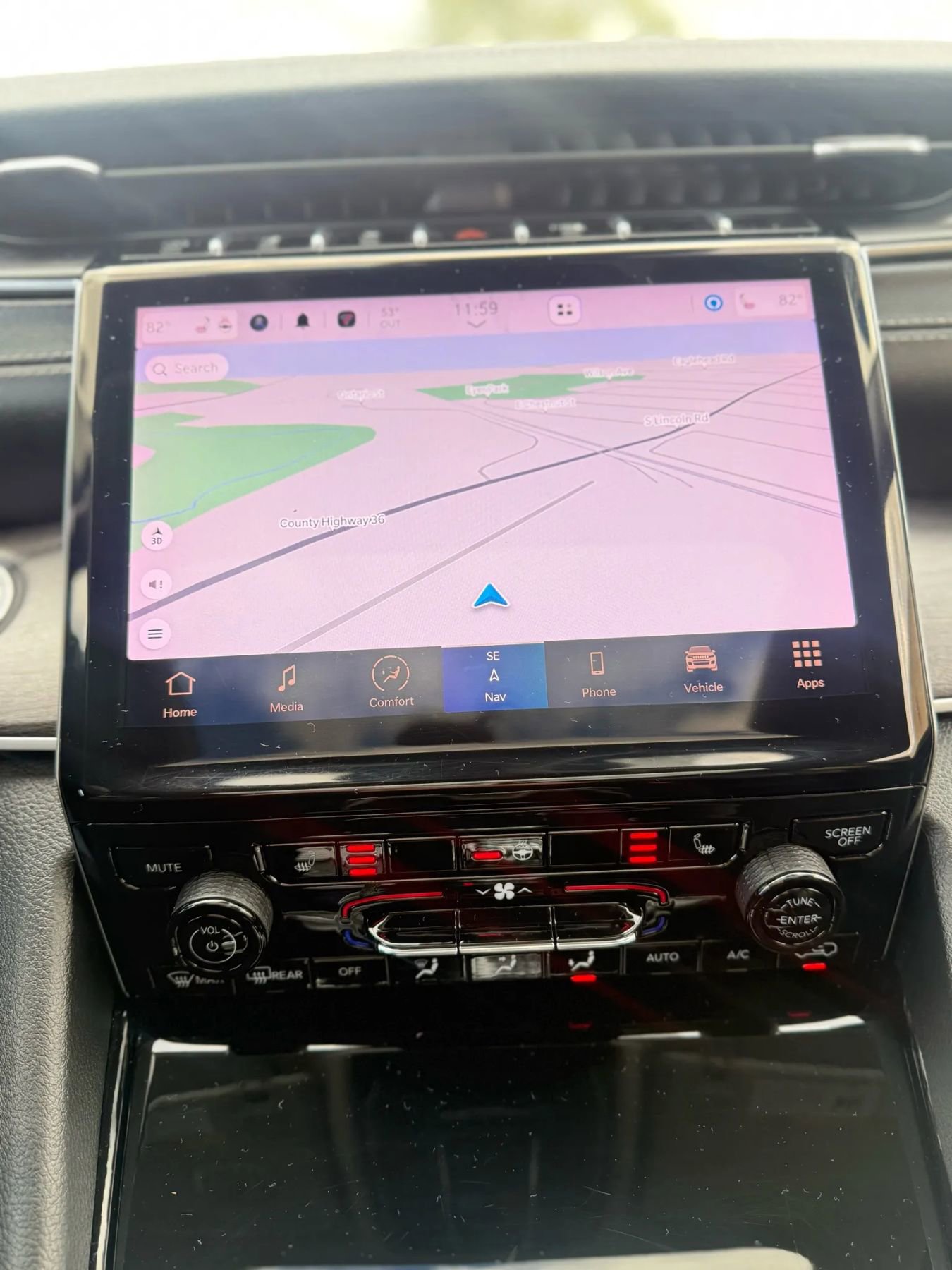 Used 2022 Jeep Grand Cherokee L Limited w/ Black Appearance Package image 30