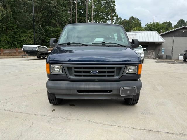 Used 2003 Ford E-350 and Econoline 350 Super Duty Wagon RWD image 12