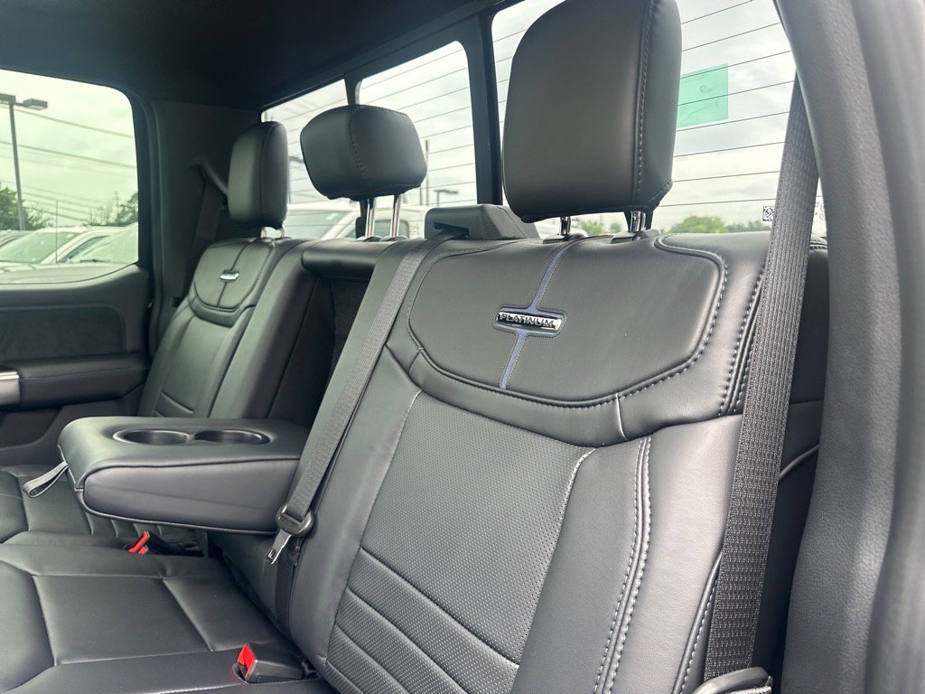New 2025 Ford F250 Platinum image 44