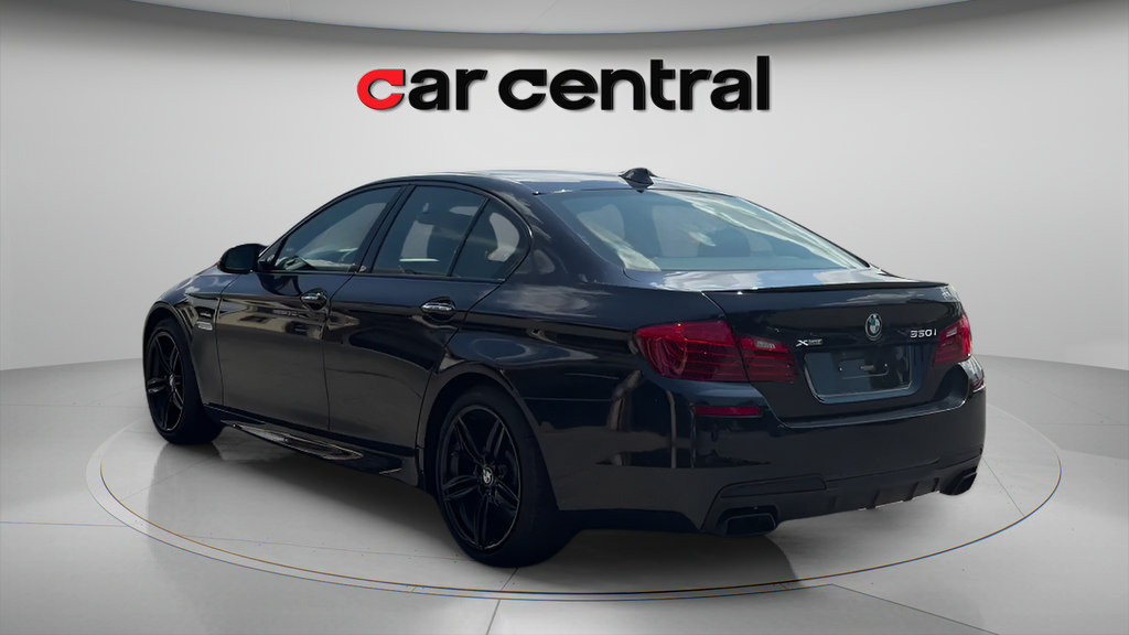 Used 2016 BMW 550i xDrive Sedan AWD/4WD image 3