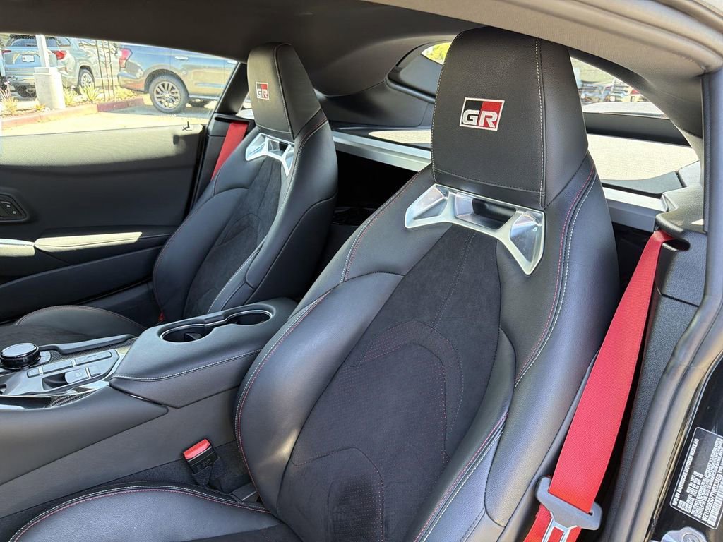Used 2026 Toyota Supra w/ Driver Assist Package image 24