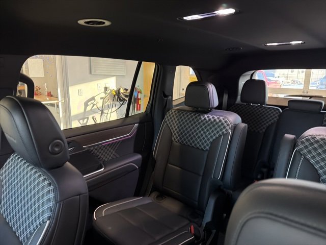 Used 2025 GMC Acadia Denali w/ LPO, Cargo Package image 18