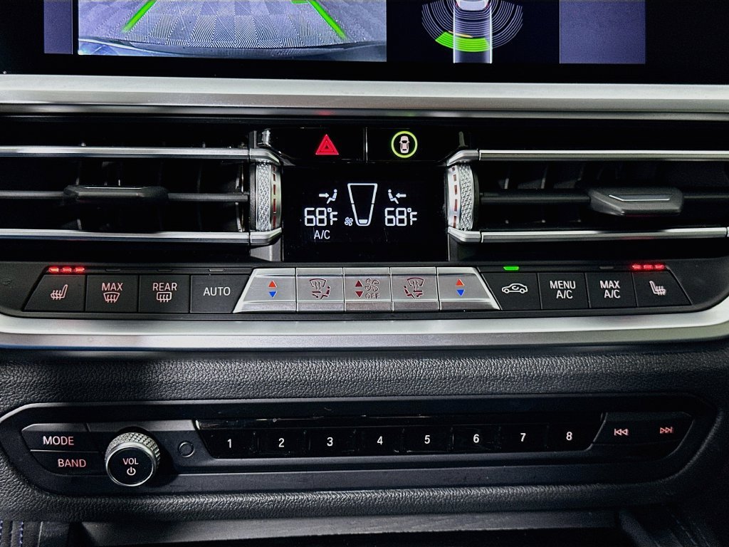 Used 2021 BMW 430i Coupe w/ M Sport Package RWD image 16