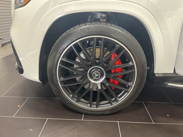 Used 2024 Mercedes-Benz GLS 63 AMG 4MATIC image 20
