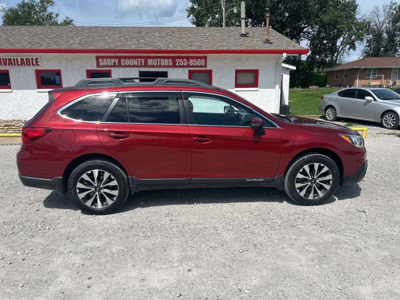 Used 2015 Subaru Outback 2.5i Limited image 2