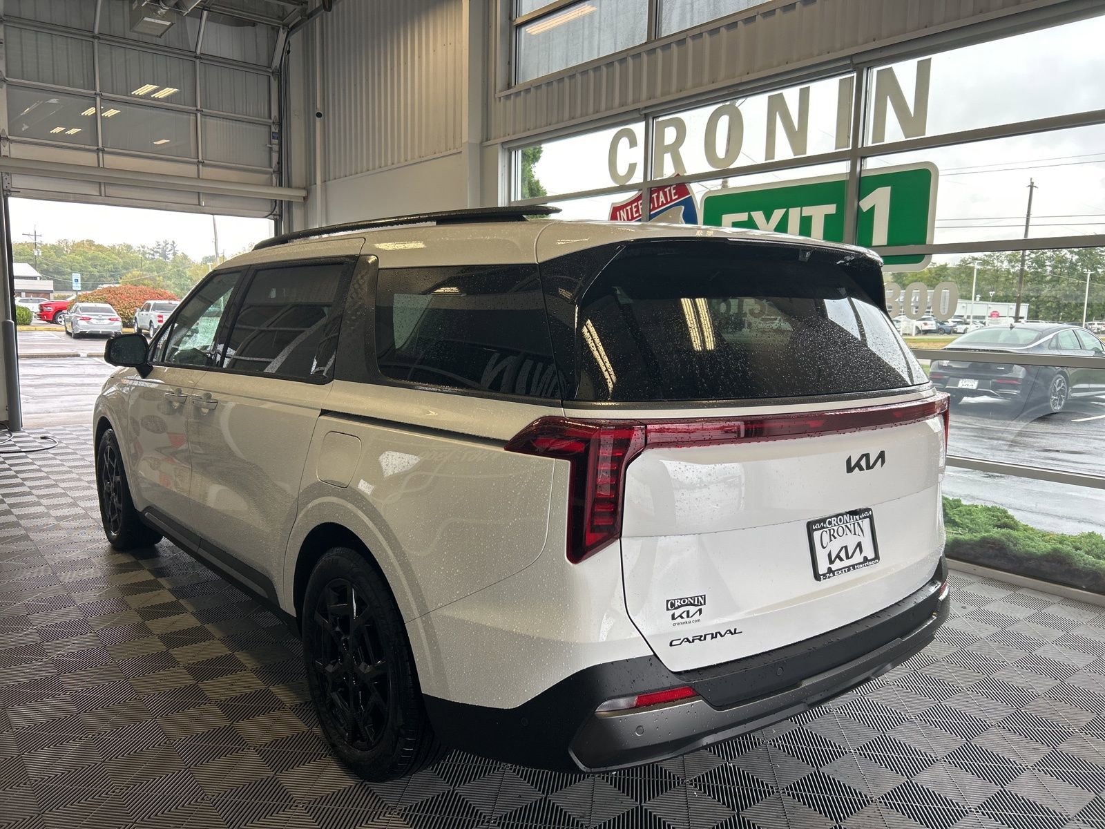 New 2026 Kia Carnival SX Prestige image 4