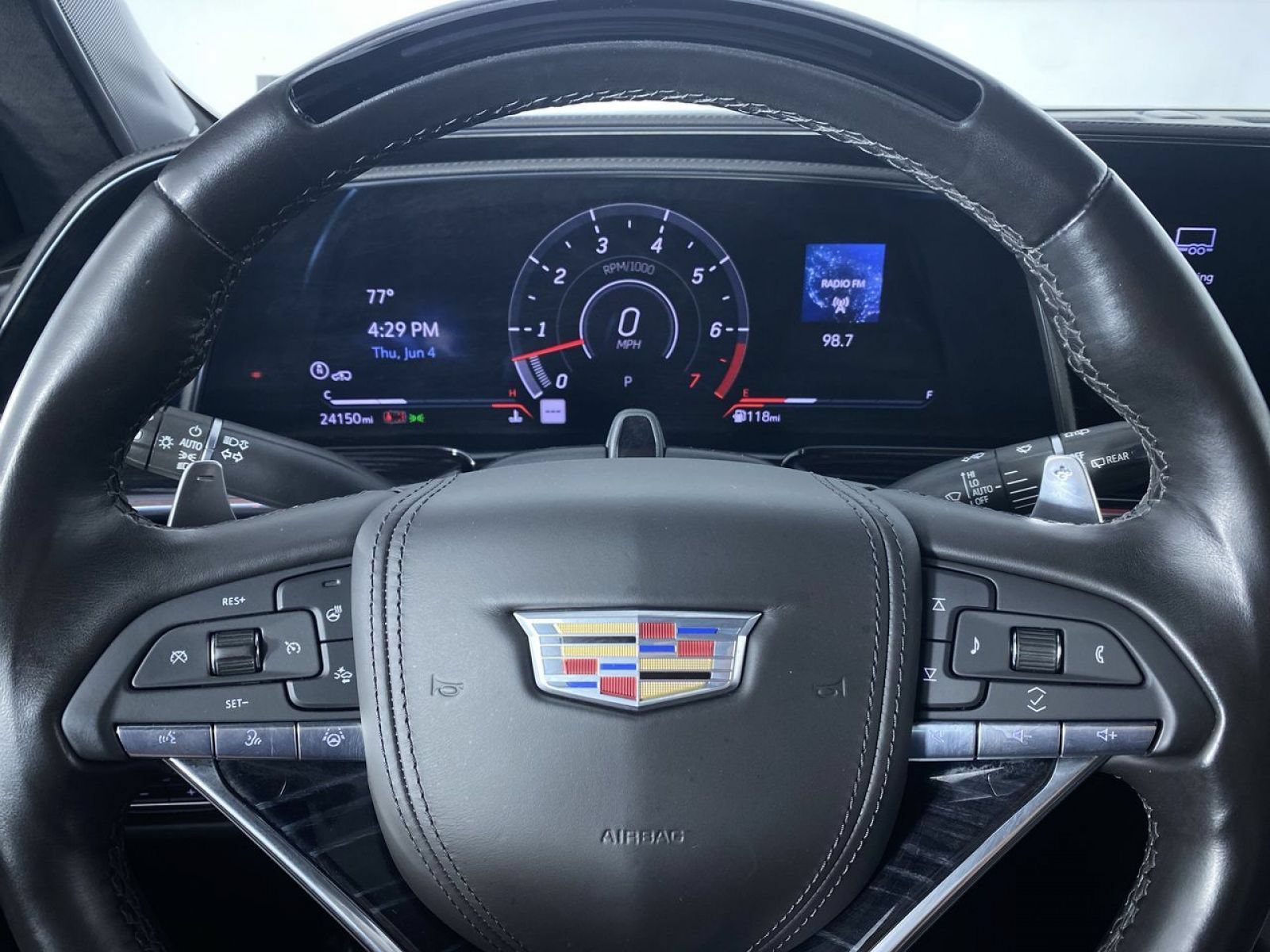 Certified 2023 Cadillac Escalade ESV V AWD/4WD image 3