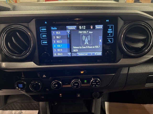 Used 2016 Toyota Tacoma TRD Sport image 14