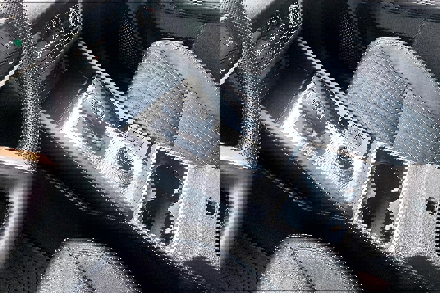 Used 2023 Mitsubishi Outlander SEL image 14