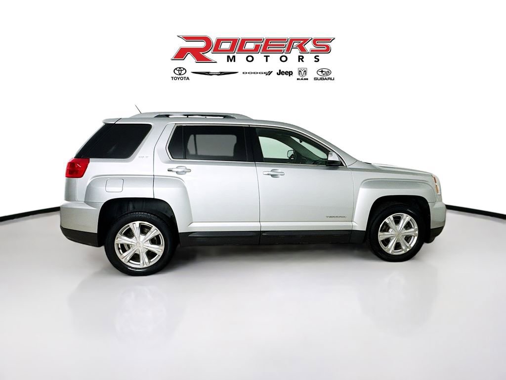 Used 2017 GMC Terrain SLT image 8