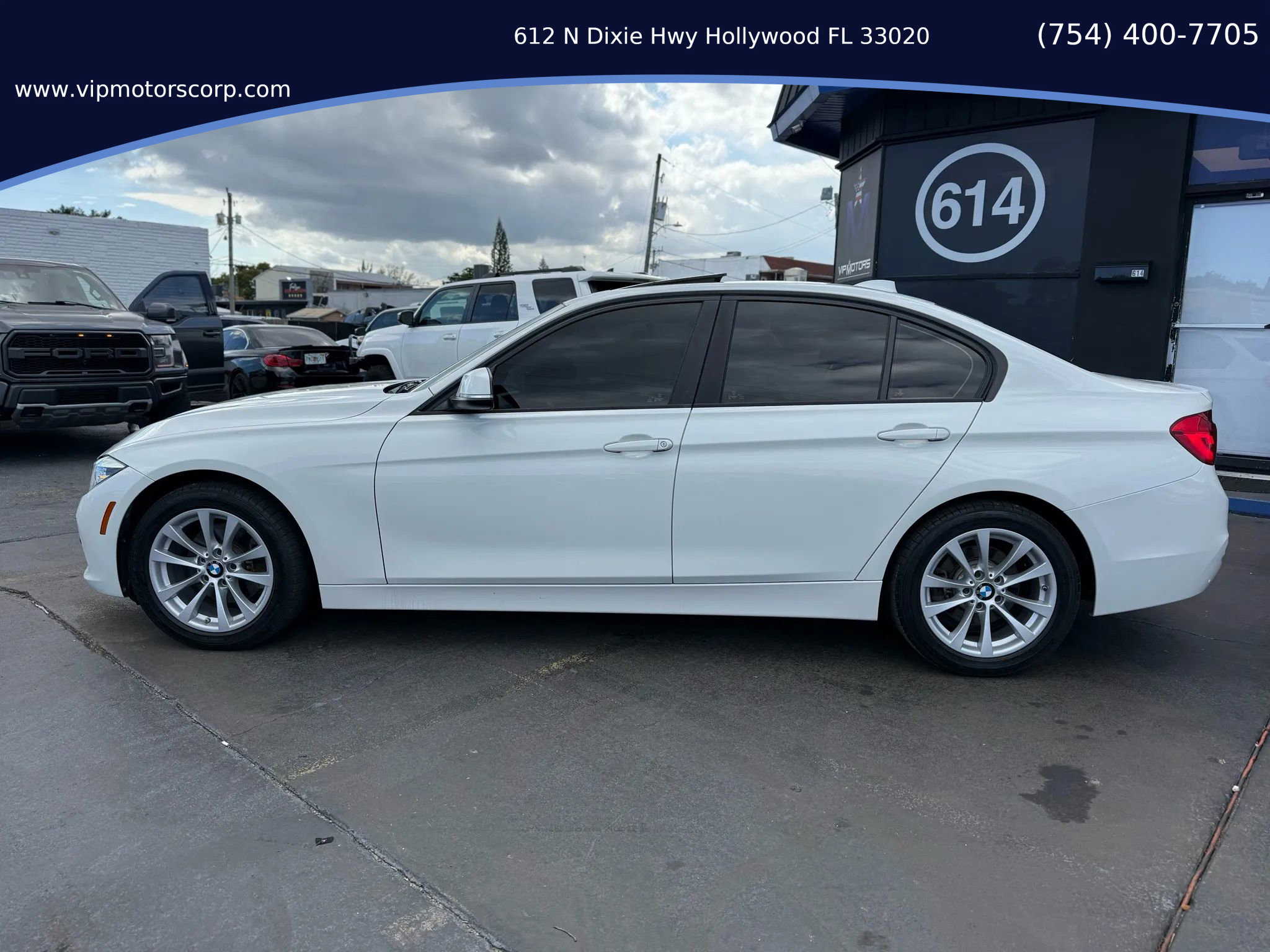 Used 2018 BMW 320i xDrive Sedan image 2