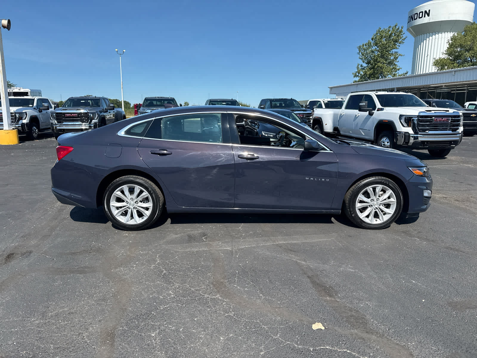 Certified 2025 Chevrolet Malibu LT FWD image 6