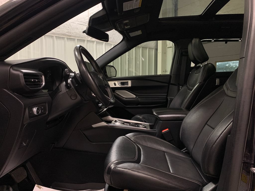 Used 2020 Ford Explorer ST w/ ST Street Pack AWD/4WD image 4