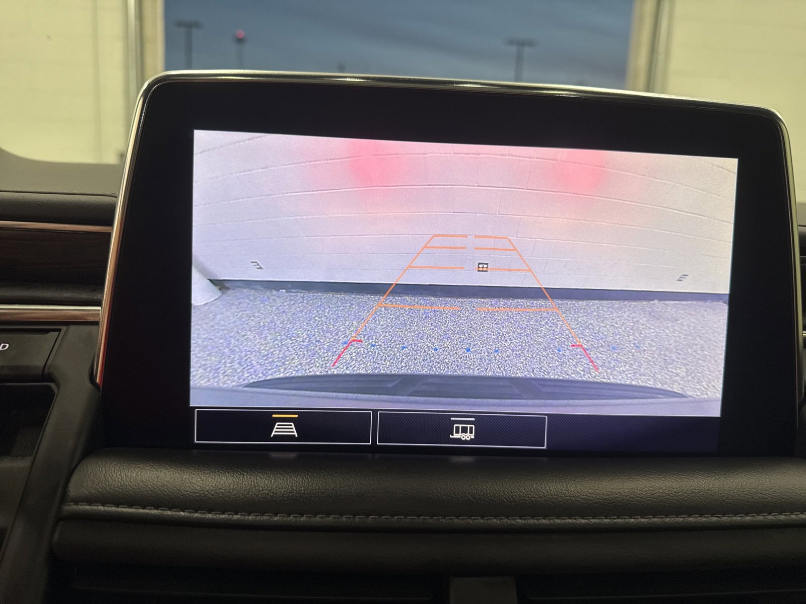 Used 2021 Chevrolet Tahoe Z71 w/ Rear Media and Nav Package image 22