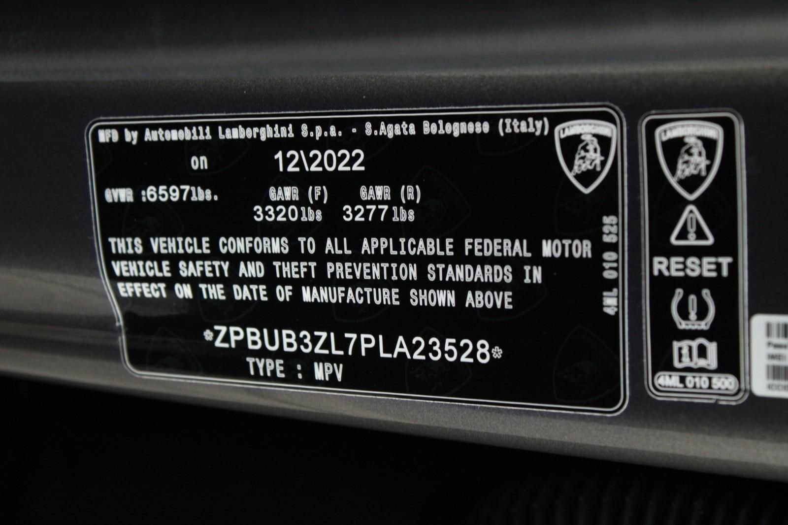 Used 2023 Lamborghini Urus S image 38