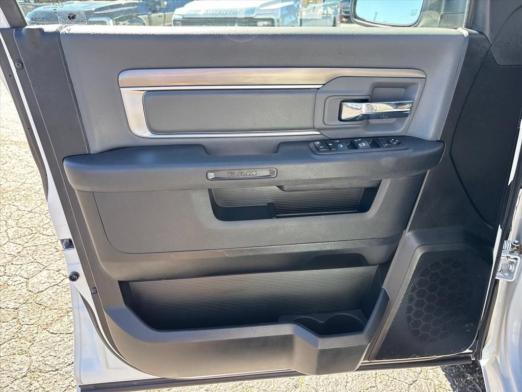 Used 2023 RAM 1500 Classic SLT w/ Protection Group AWD/4WD image 25
