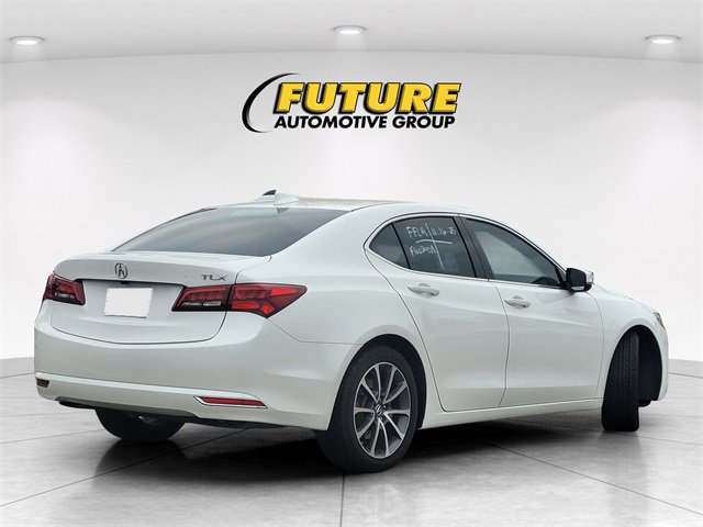 Used 2017 Acura TLX V6 image 3