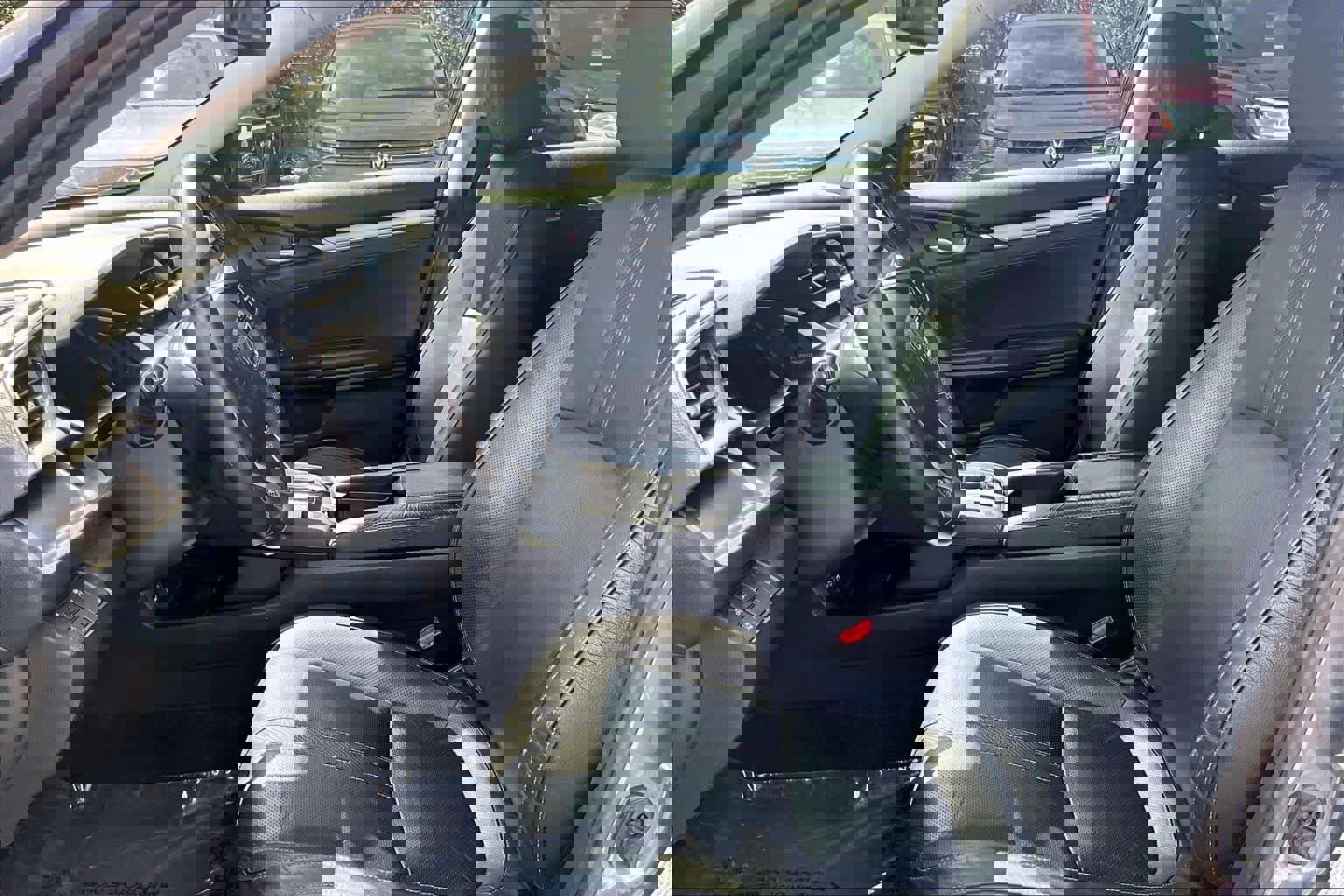 Used 2017 Honda Civic Touring image 9