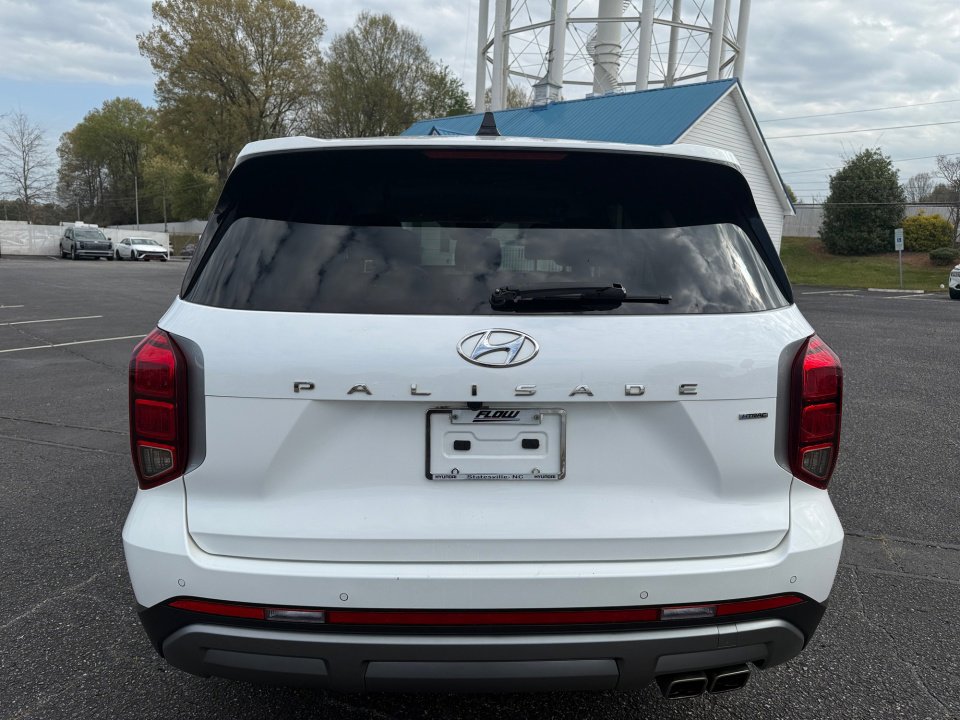 Used 2023 Hyundai Palisade SE AWD/4WD image 18