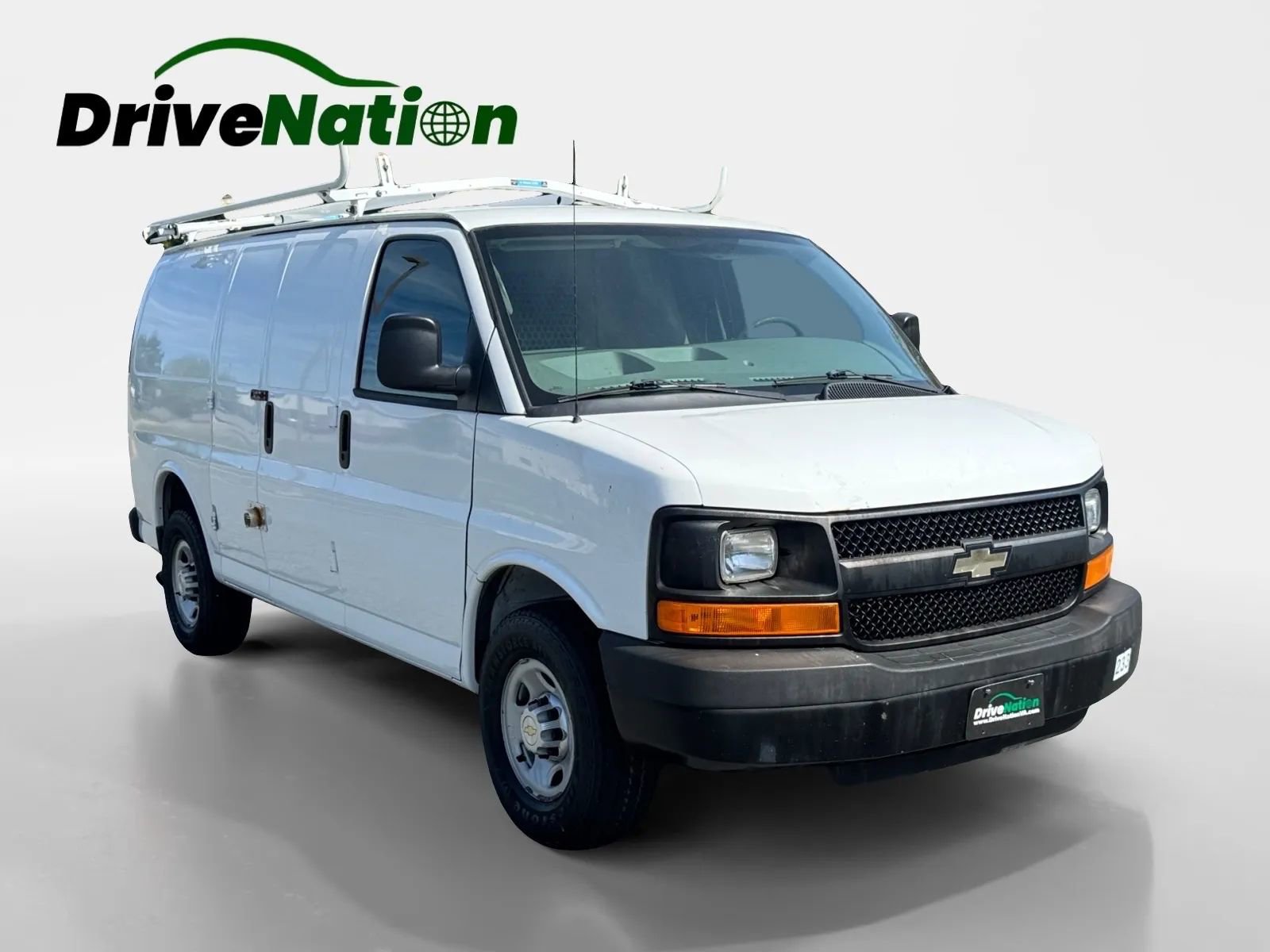 Used 2013 Chevrolet Express 3500 image 3