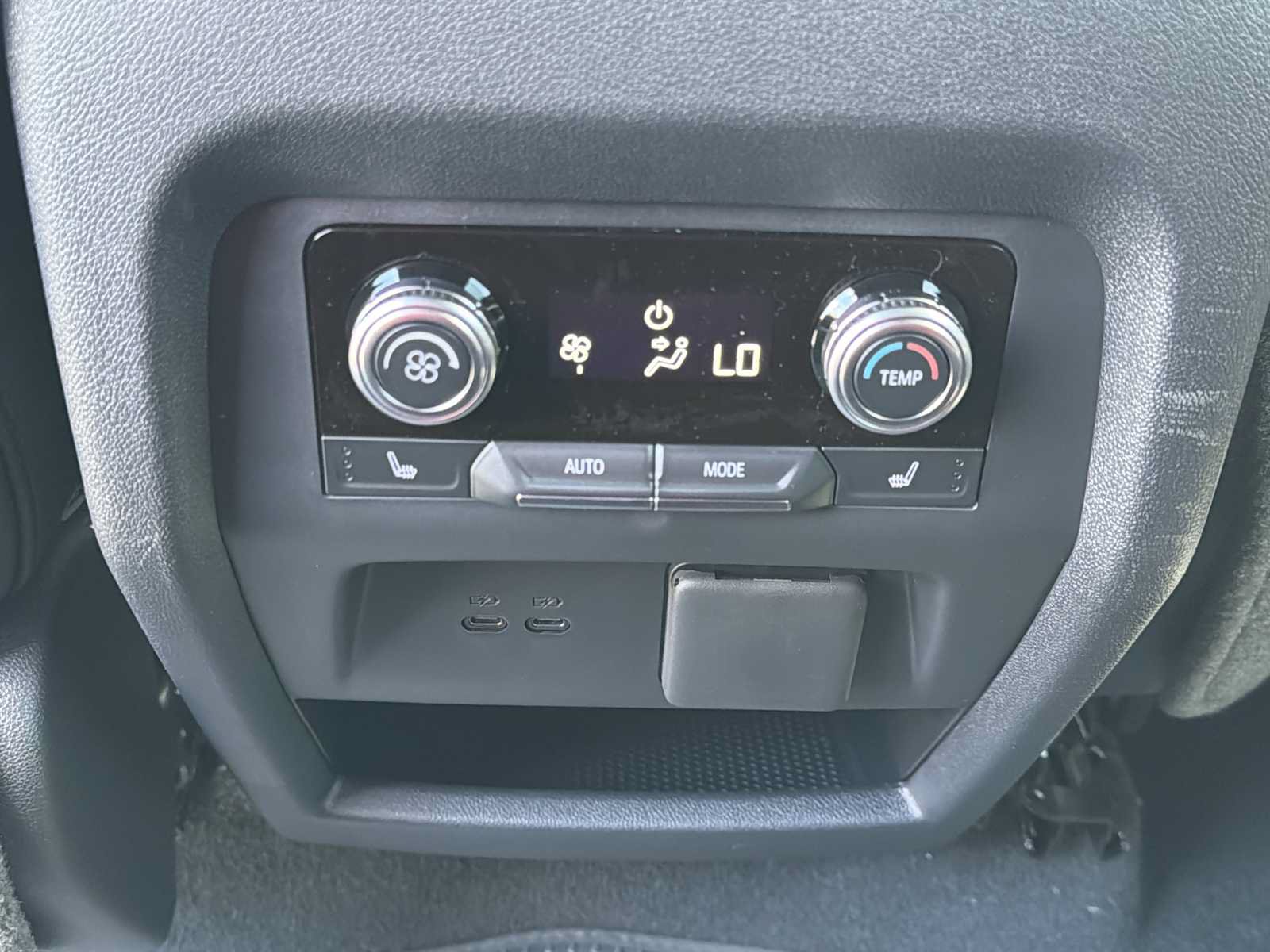 New 2026 GMC Acadia Denali Ultimate FWD image 22