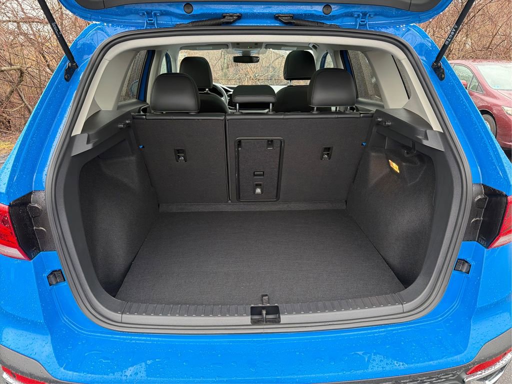 Used 2022 Volkswagen Taos SEL w/ Panoramic Sunroof Package image 13