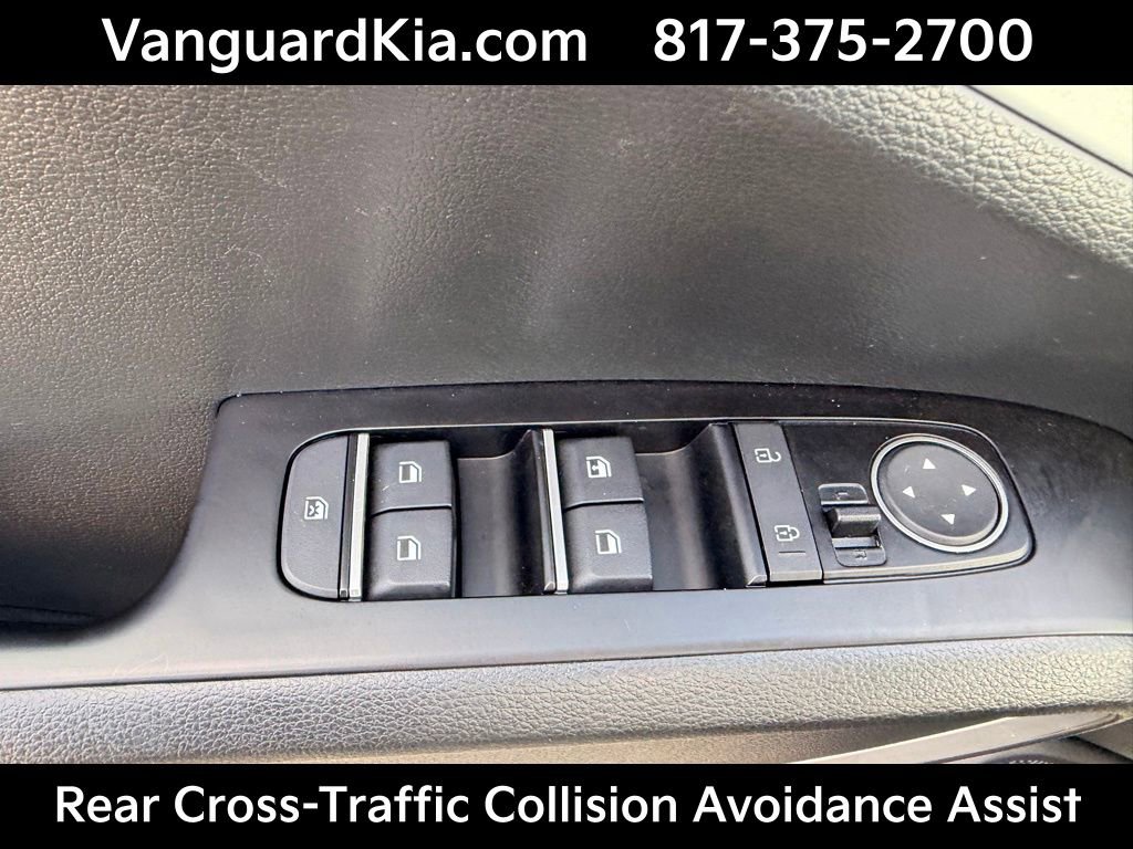 Certified 2025 Kia Soul S image 15