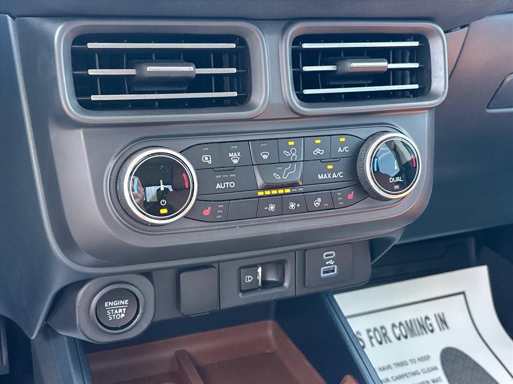 Used 2023 Ford Maverick Lariat w/ Lariat Luxury Package AWD/4WD image 32