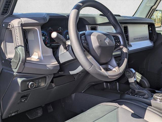 New 2026 Ford Bronco Outer Banks w/ Sasquatch Package image 3