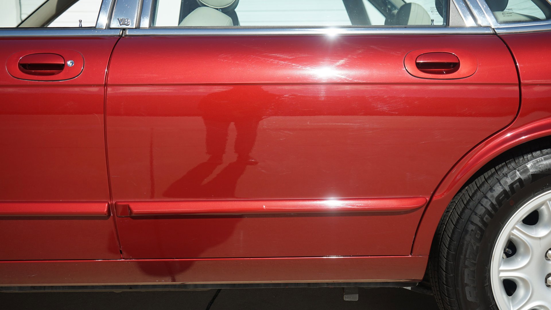 Used 1999 Jaguar XJ8 image 36