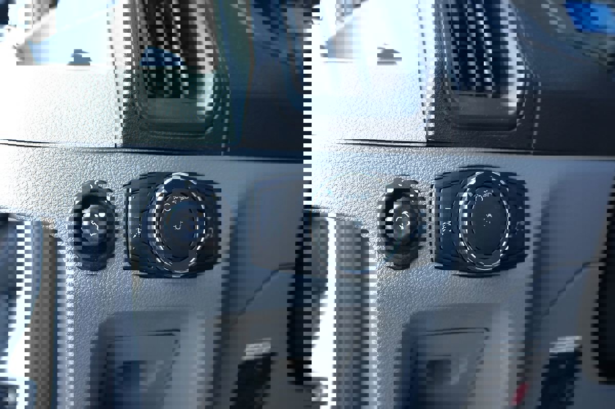 Used 2019 Ford Transit 350 156 w/ Exterior Upgrade Package image 12