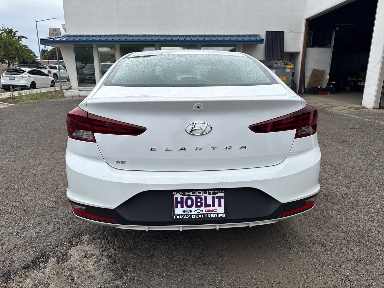 Used 2020 Hyundai Elantra SE w/ Cargo Package (C1) FWD image 4