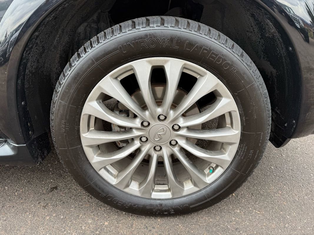 Used 2016 INFINITI QX80 Luxe w/ 22" Wheel Package image 11