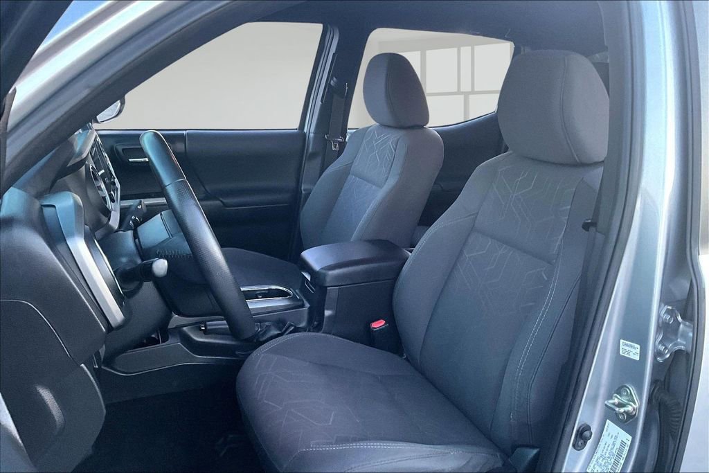 Used 2017 Toyota Tacoma TRD Off-Road w/ Tow Package (A/T) image 21