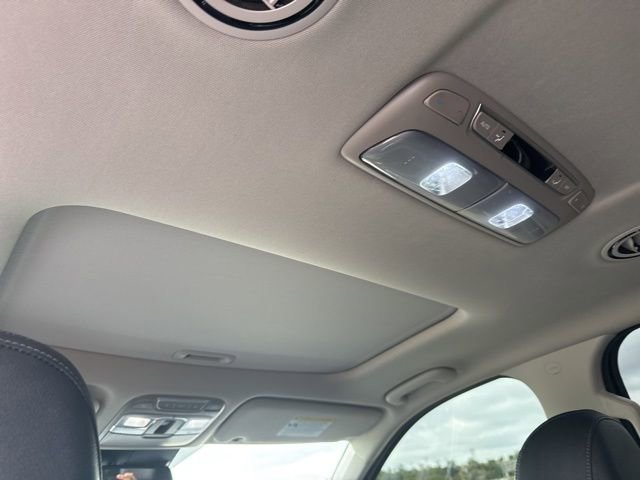Certified 2022 Kia Telluride EX w/ EX Premium Package AWD/4WD image 9