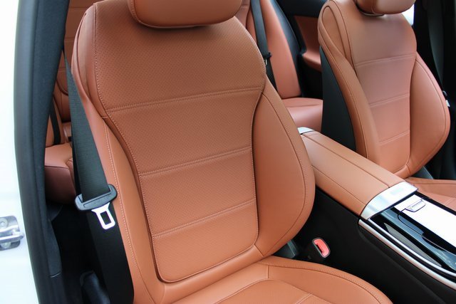 Used 2024 Mercedes-Benz C 300 4MATIC Sedan image 14