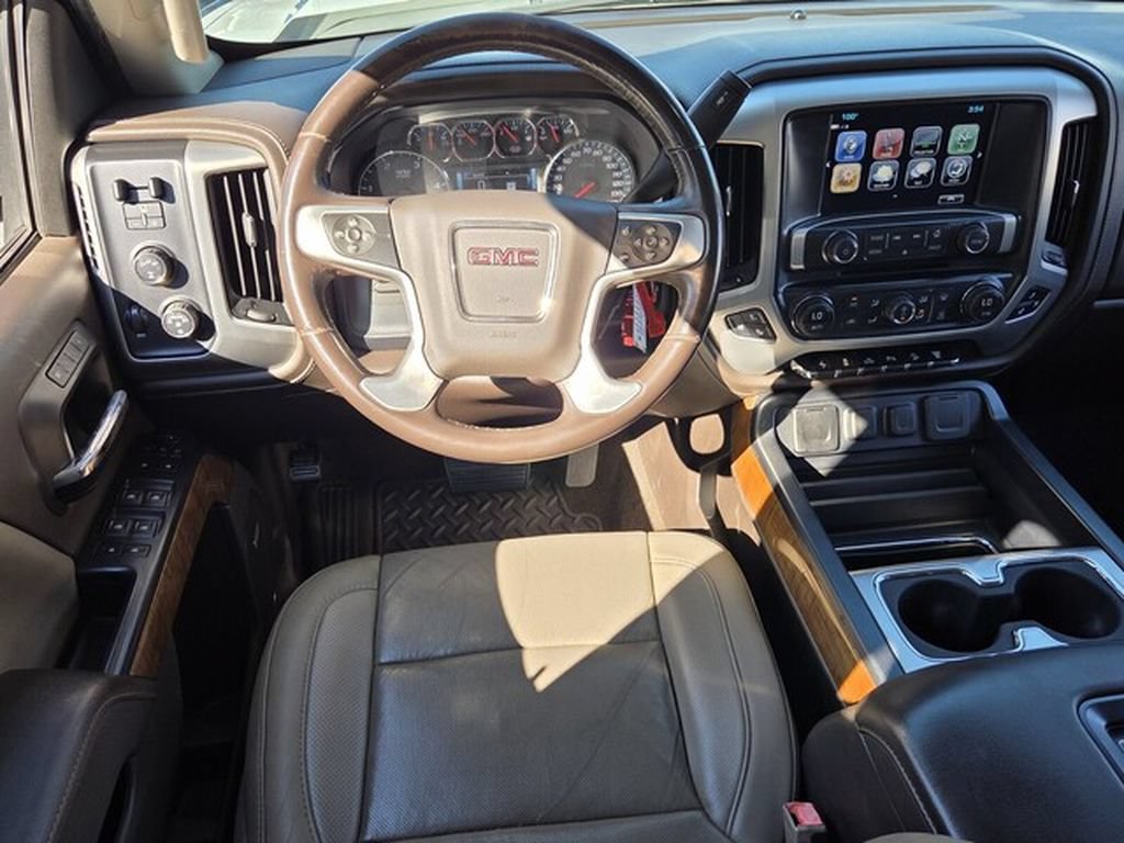 Used 2017 GMC Sierra 2500 SLT w/ Duramax Plus Package AWD/4WD image 5