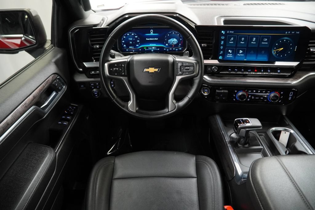 Used 2023 Chevrolet Silverado 1500 LTZ w/ Technology Package AWD/4WD image 24