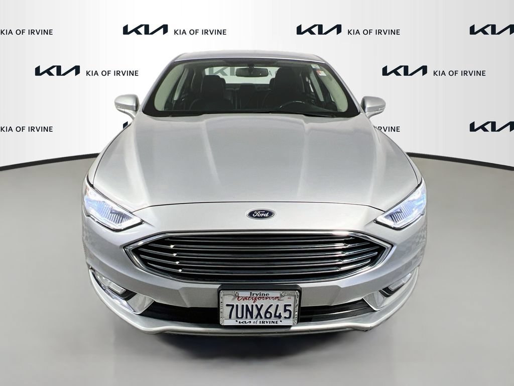 Used 2017 Ford Fusion Energi SE FWD image 2