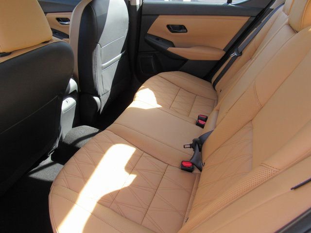 New 2025 Nissan Sentra SV w/ SV Premium Package image 8