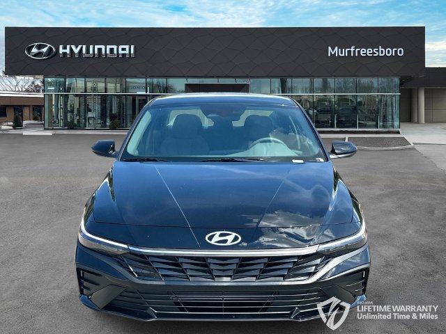 New 2026 Hyundai Elantra SE FWD image 2