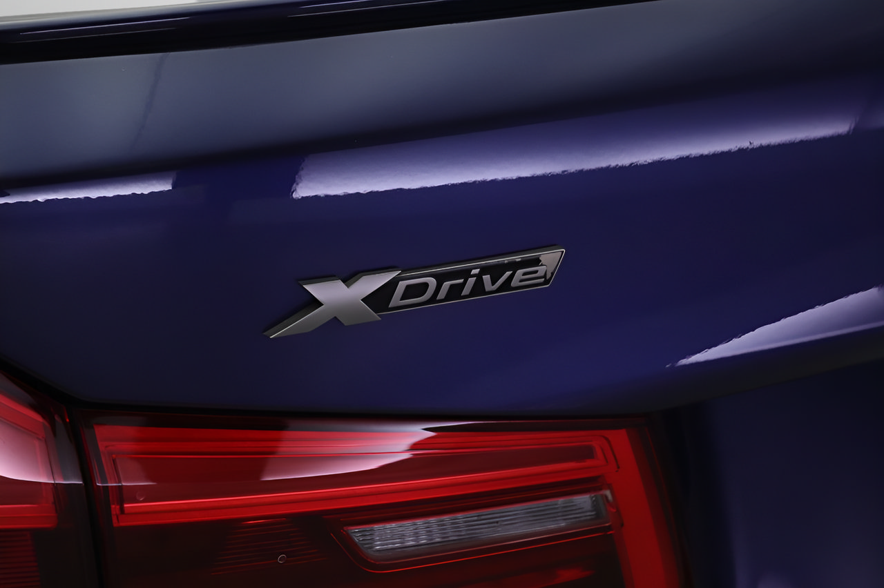 Used 2019 BMW M550i xDrive w/ Dynamic Handling Package AWD/4WD image 19