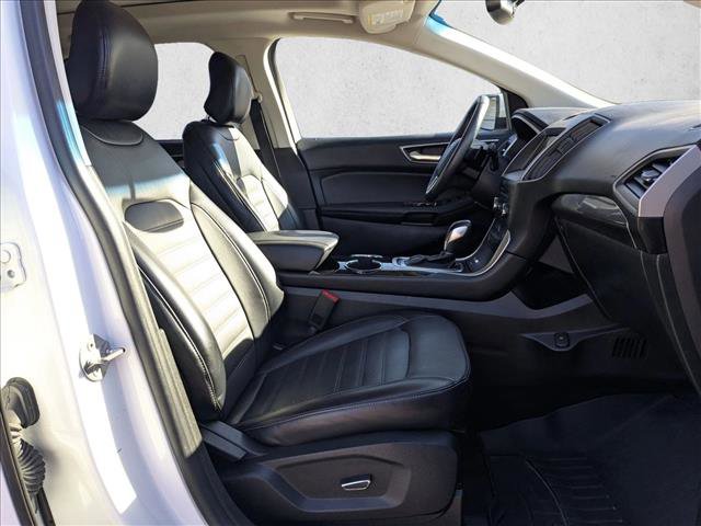 Used 2017 Ford Edge SEL w/ Equipment Group 201A image 23