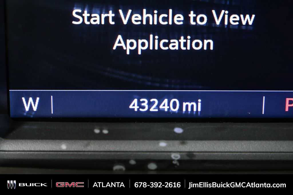 Used 2020 GMC Sierra 1500 SLT w/ SLT Premium Plus Package image 9