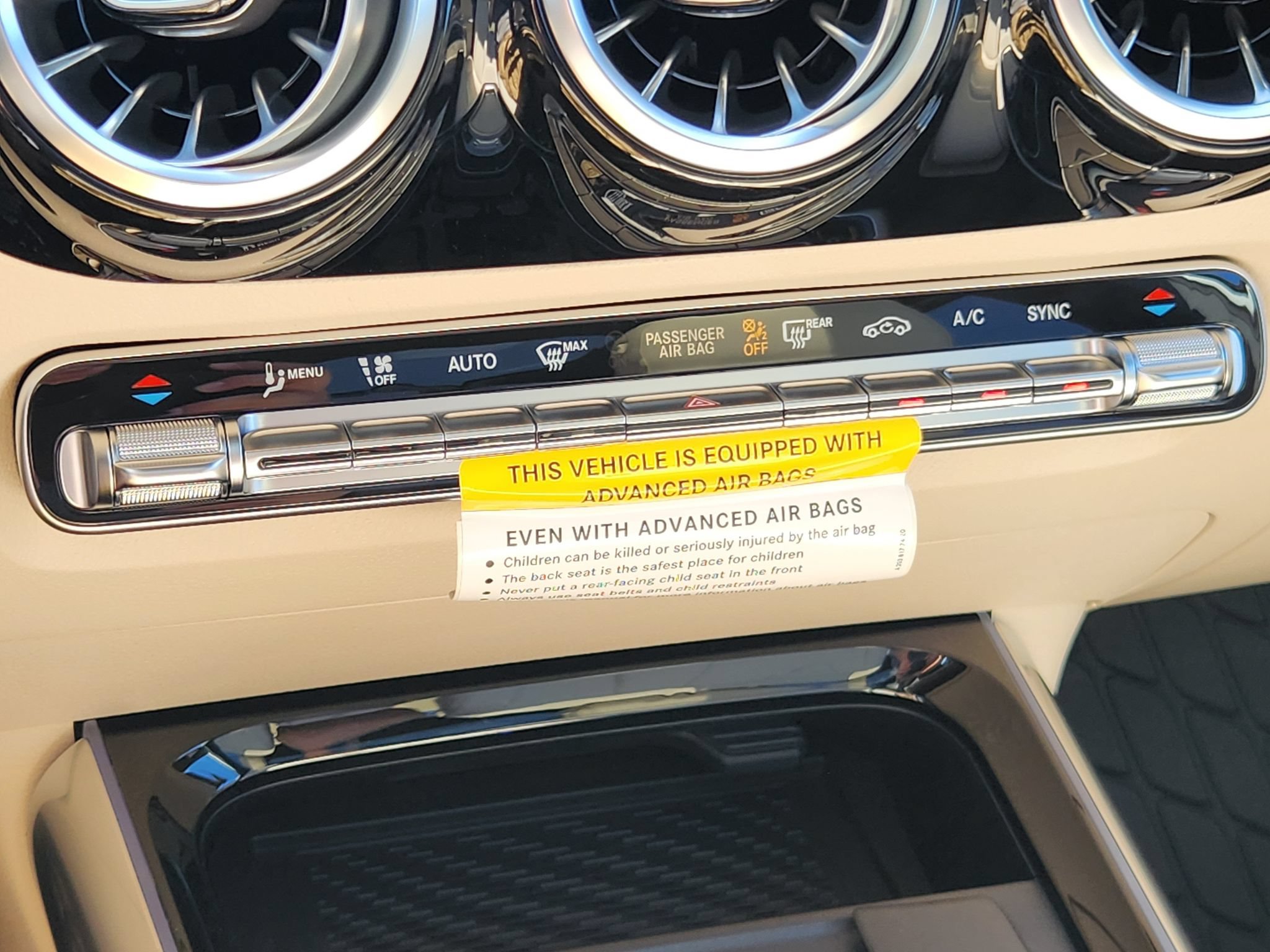 New 2026 Mercedes-Benz GLA 250 4MATIC image 25