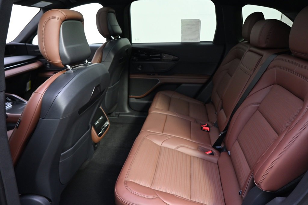 New 2026 Lincoln Nautilus Reserve image 20