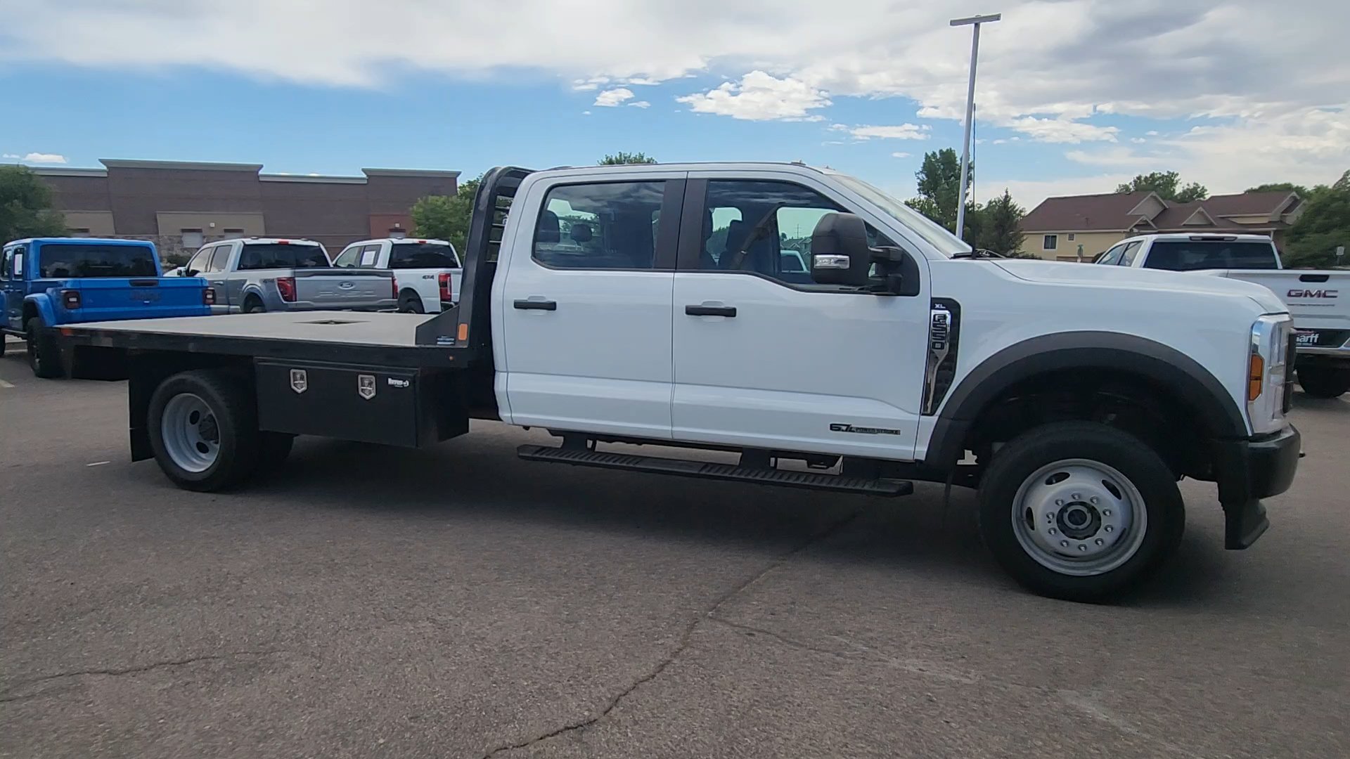 Used 2024 Ford F550 4x4 Crew Cab Super Duty image 12