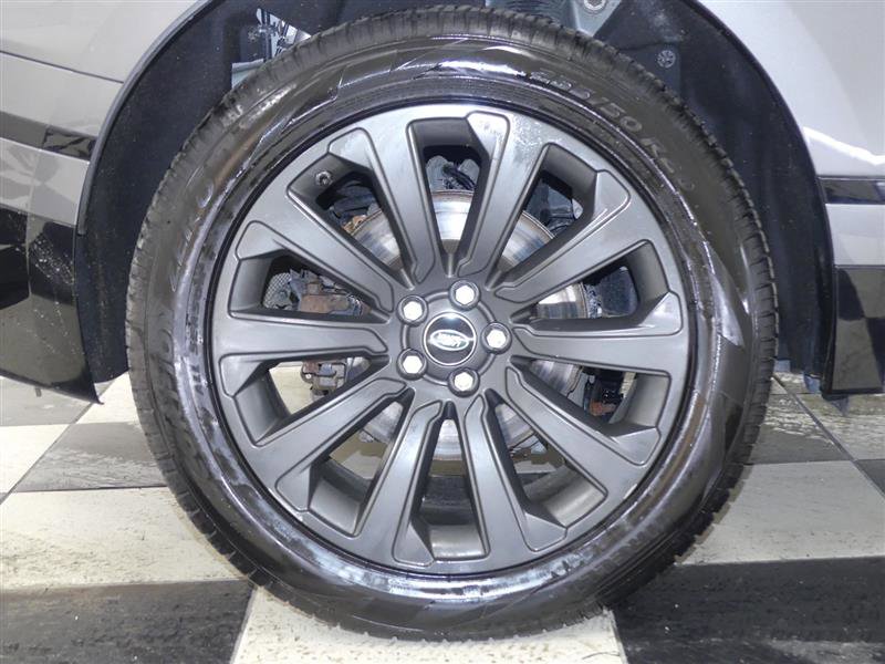 Used 2018 Land Rover Range Rover Velar R-Dynamic SE image 38