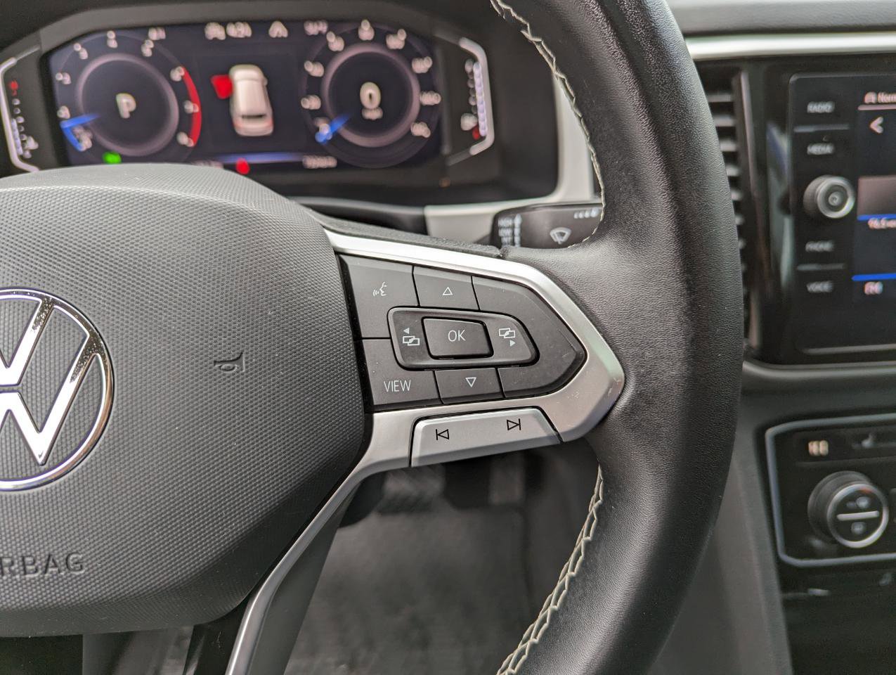 Used 2023 Volkswagen Atlas SE w/ Panoramic Sunroof Package image 18